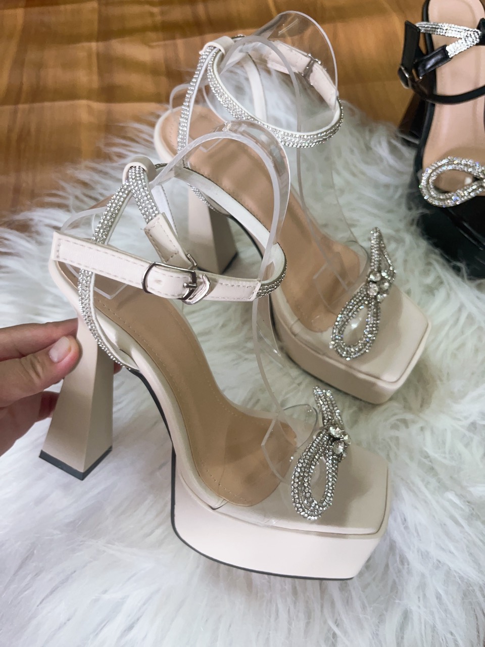 Sandal dây đá cao cấp 12P siêu xịn.