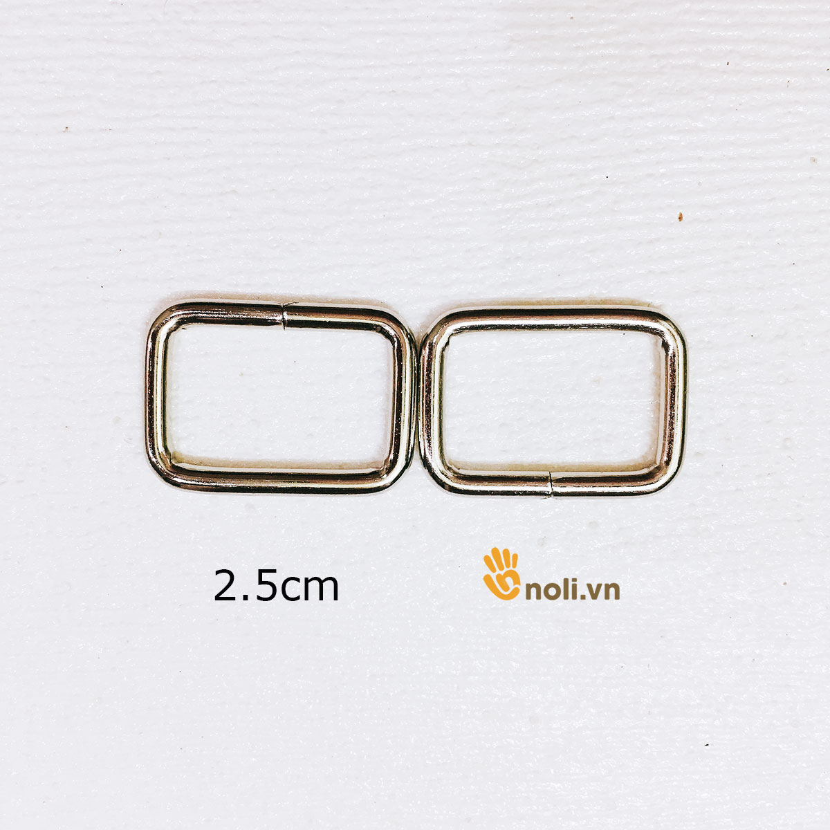 Rectangular eyelets 2.5cm