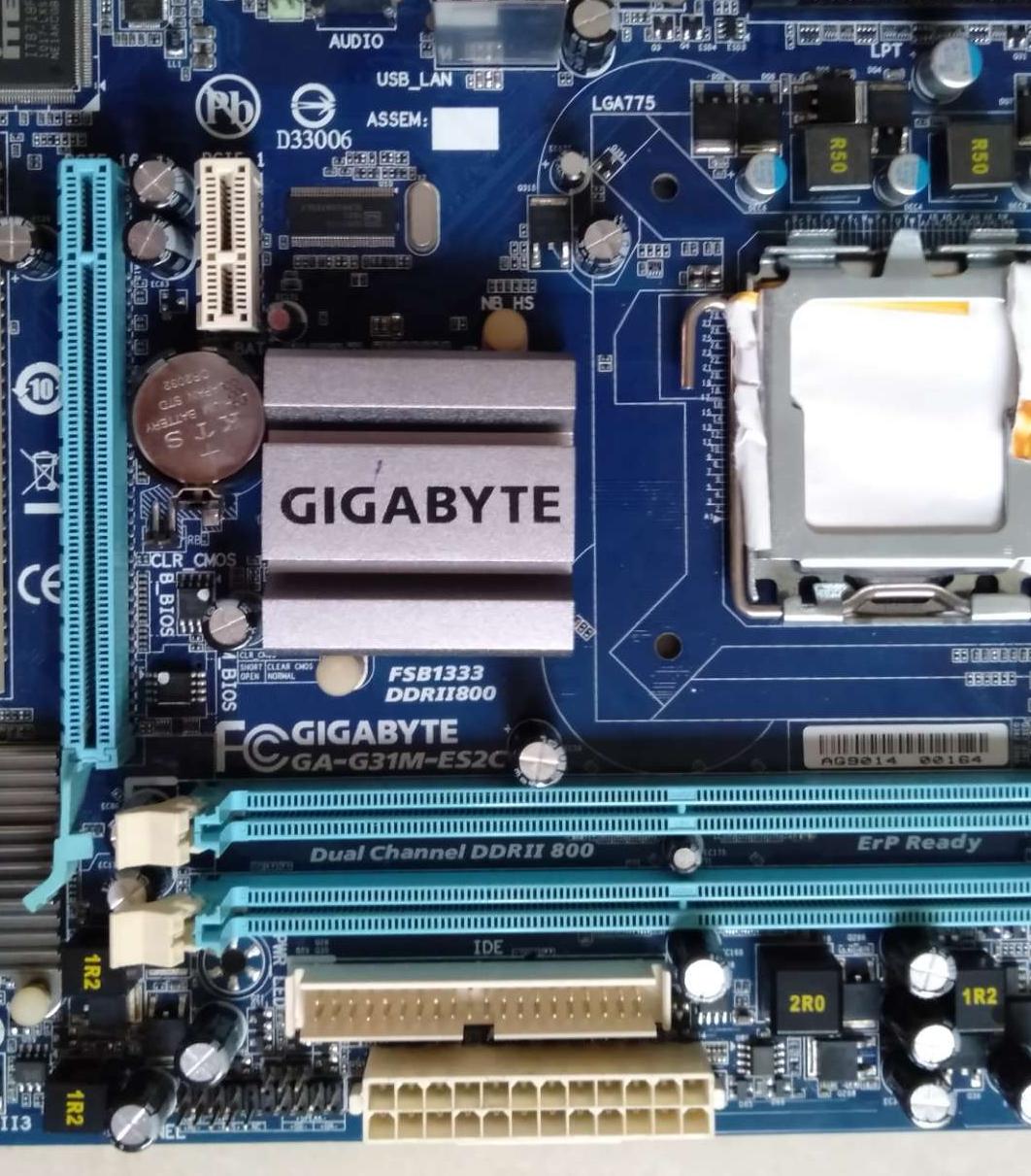 main g31 gigabyte SK 775