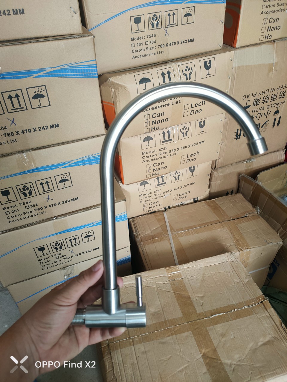 Vòi rửa chén bát Lạnh âm tường Inox 304