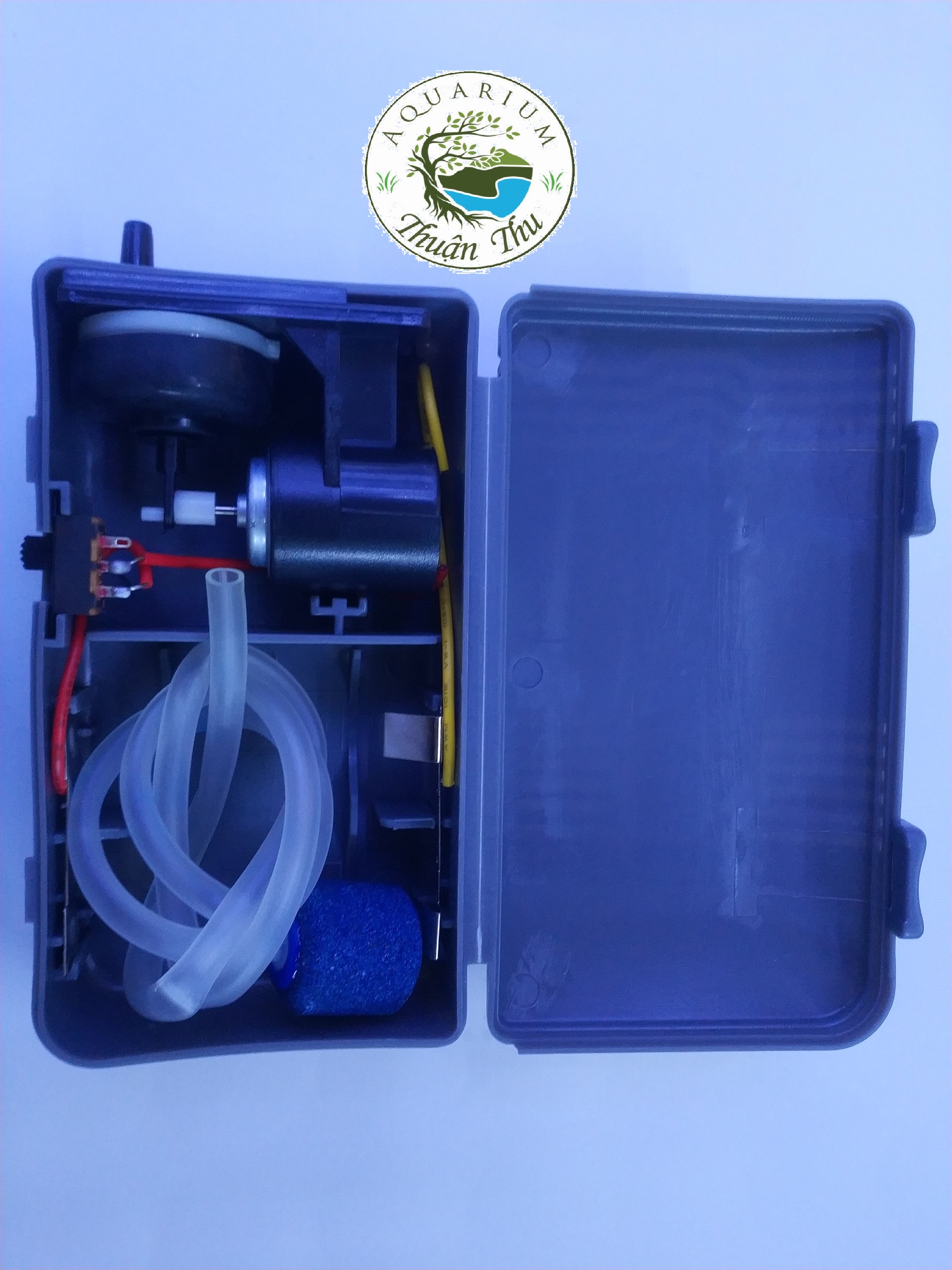 Máy sủi oxy RS Electrical RS - 960 chạy bằng pin