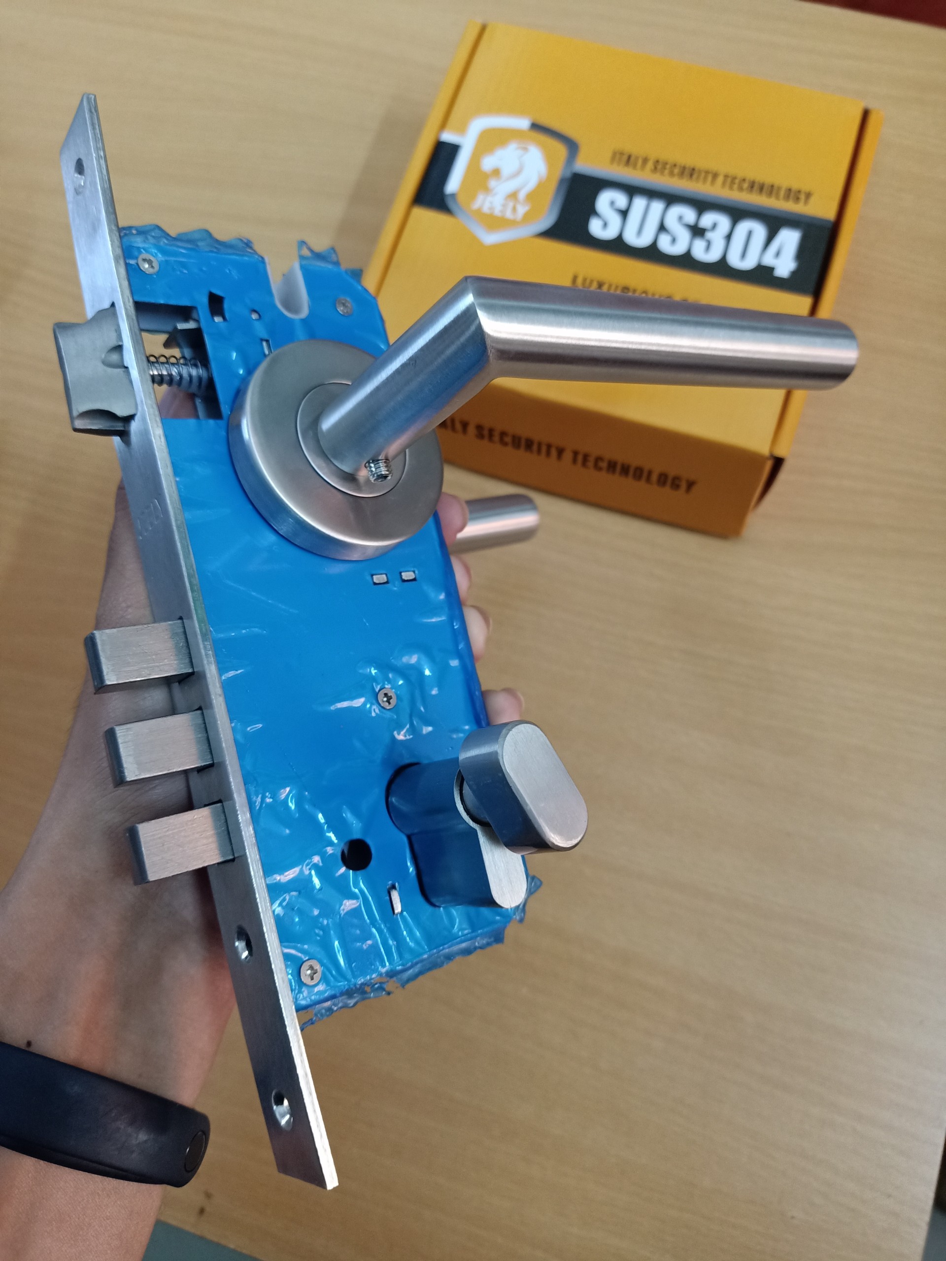 Khóa cửa phân thể jeely s03