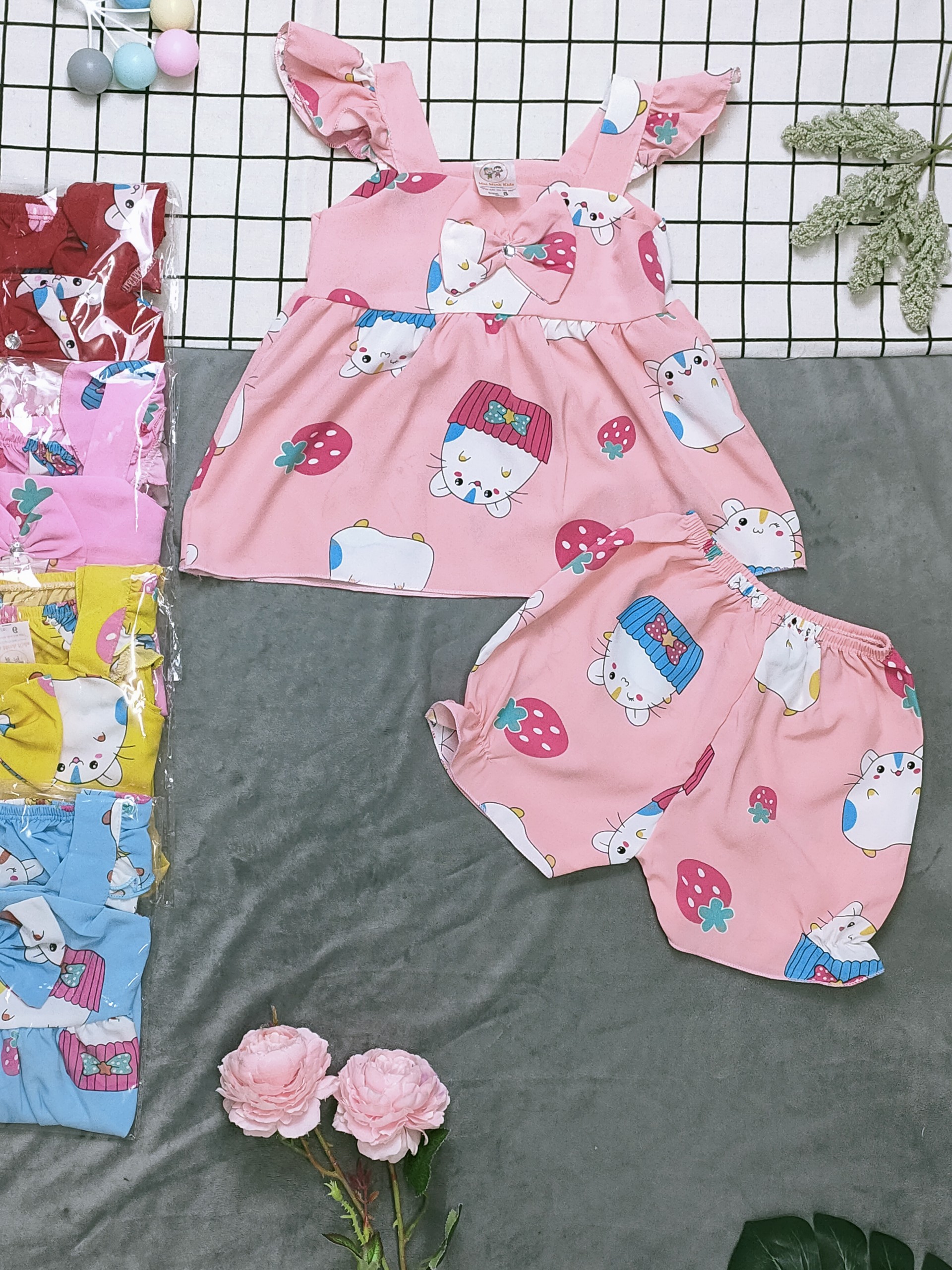 Bộ Lụa Cánh Tiên Nơ Bé (6-14kg) (giao màu ngẫu nhiên)