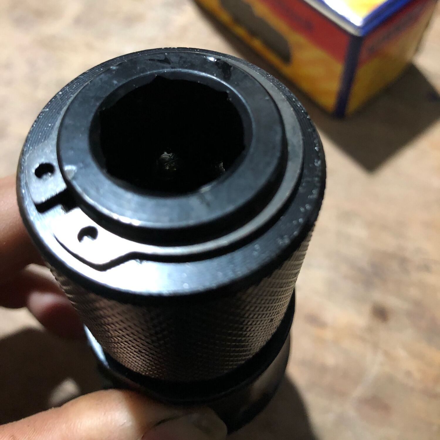 Nòng máy chuyên đục 0810 Makita ( đầu vặn gen)