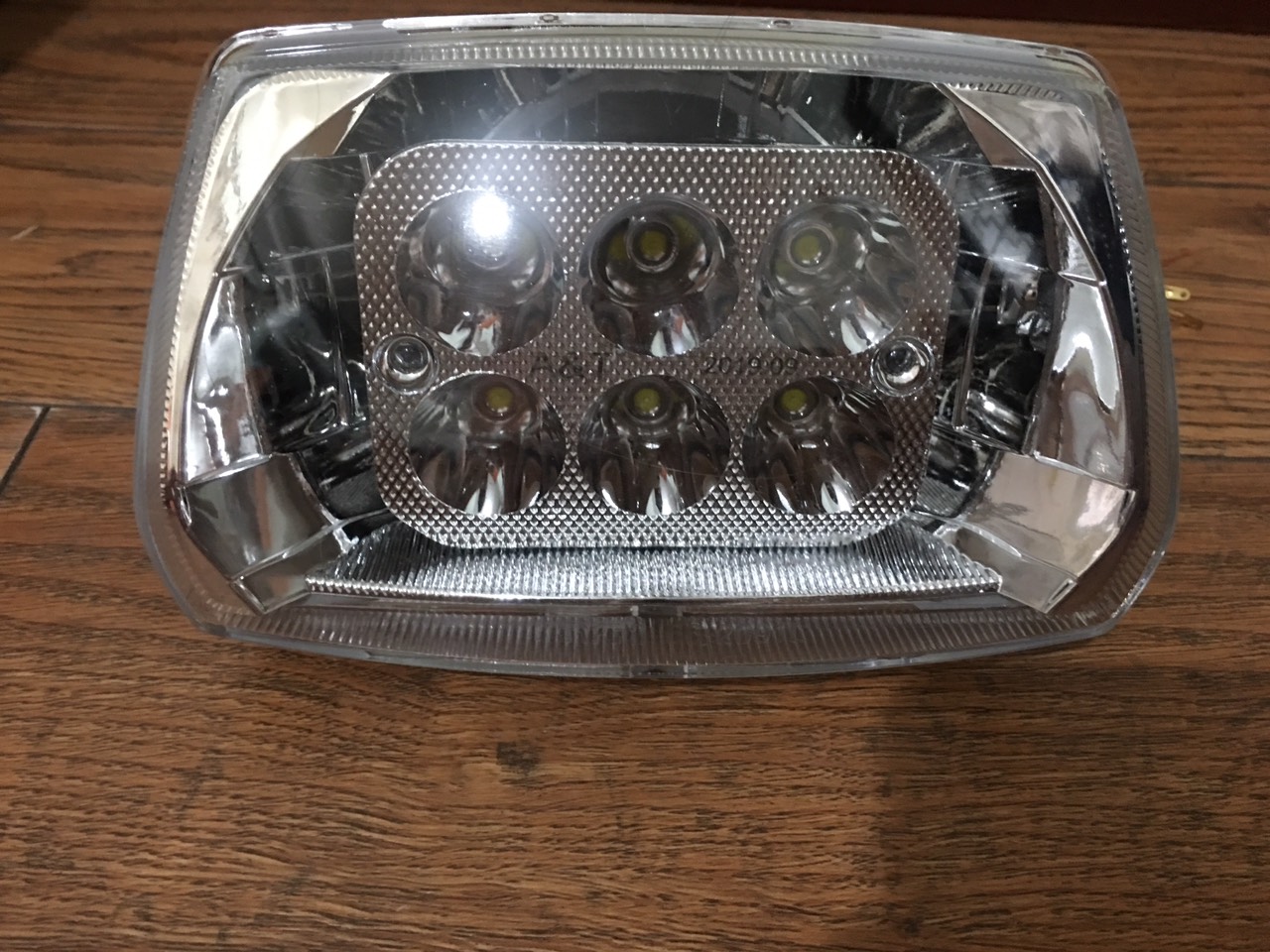 CHOÁ ĐÈN LED DREAM LOẠI 6 BÓNG LED