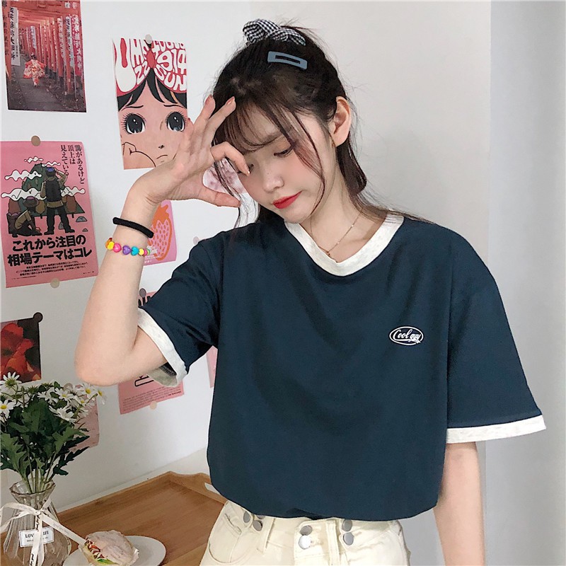 Áo thun croptop nữ phối viền màu sắc in logo