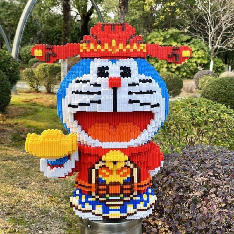 [Tặng Búa] [cao 91cm] Mô hình lắp ráp Doraemon thần tài cầm vàng.
