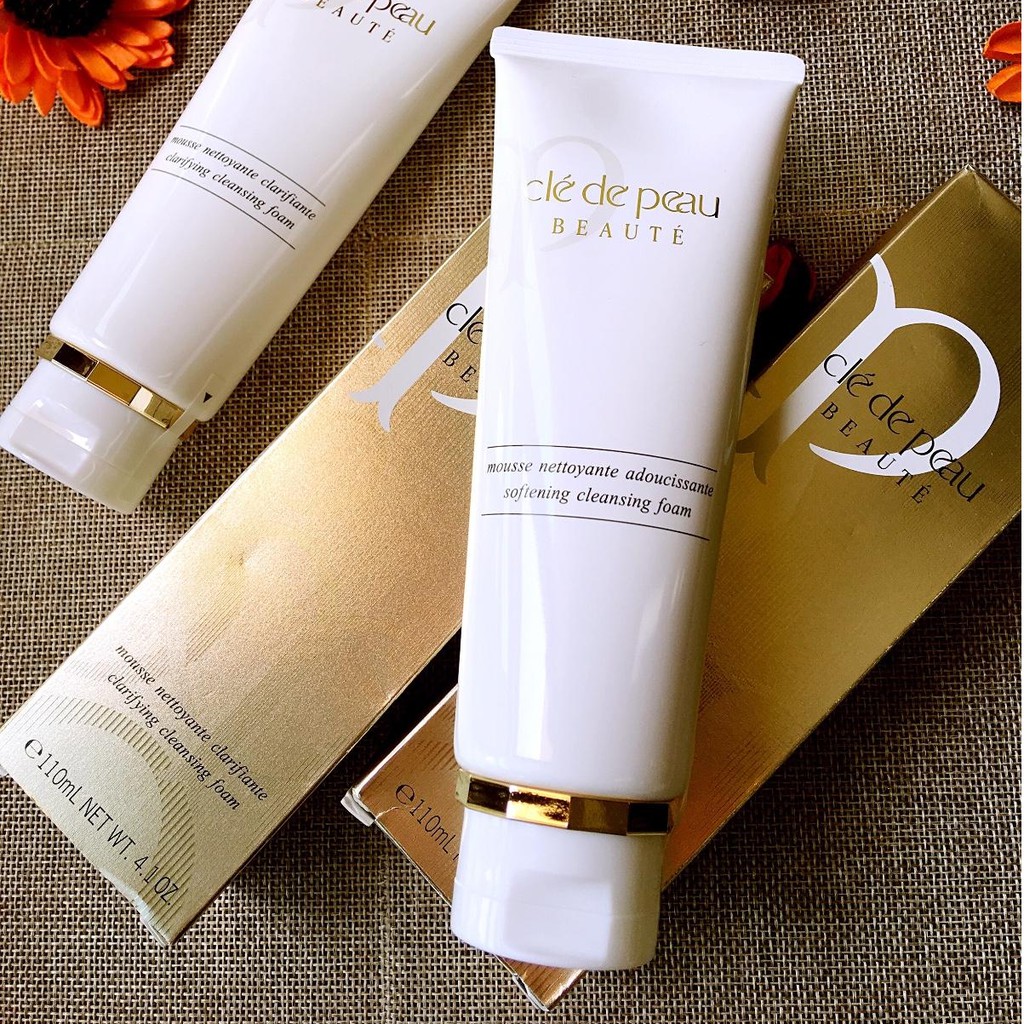 Sữa rửa mặt Clé De Peau Beauté Clarifying Cleansing Foam