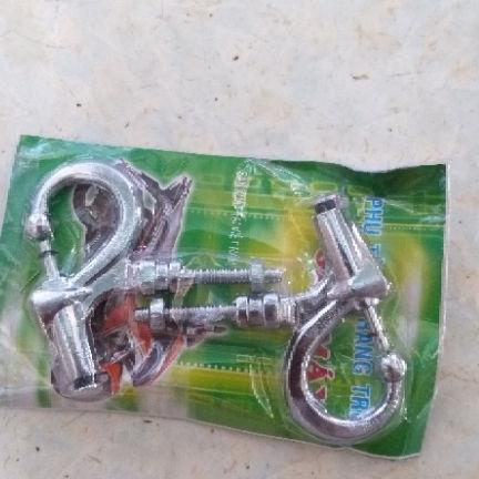 Cặp móc treo đồ xe máy móc giỏ