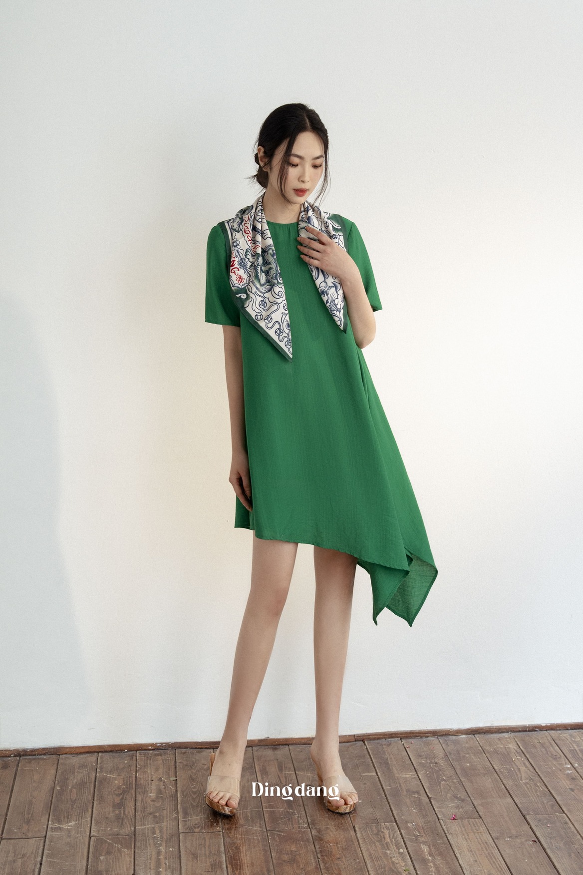 Đầm lụa vạt chéo duyên dáng - Đing Đang