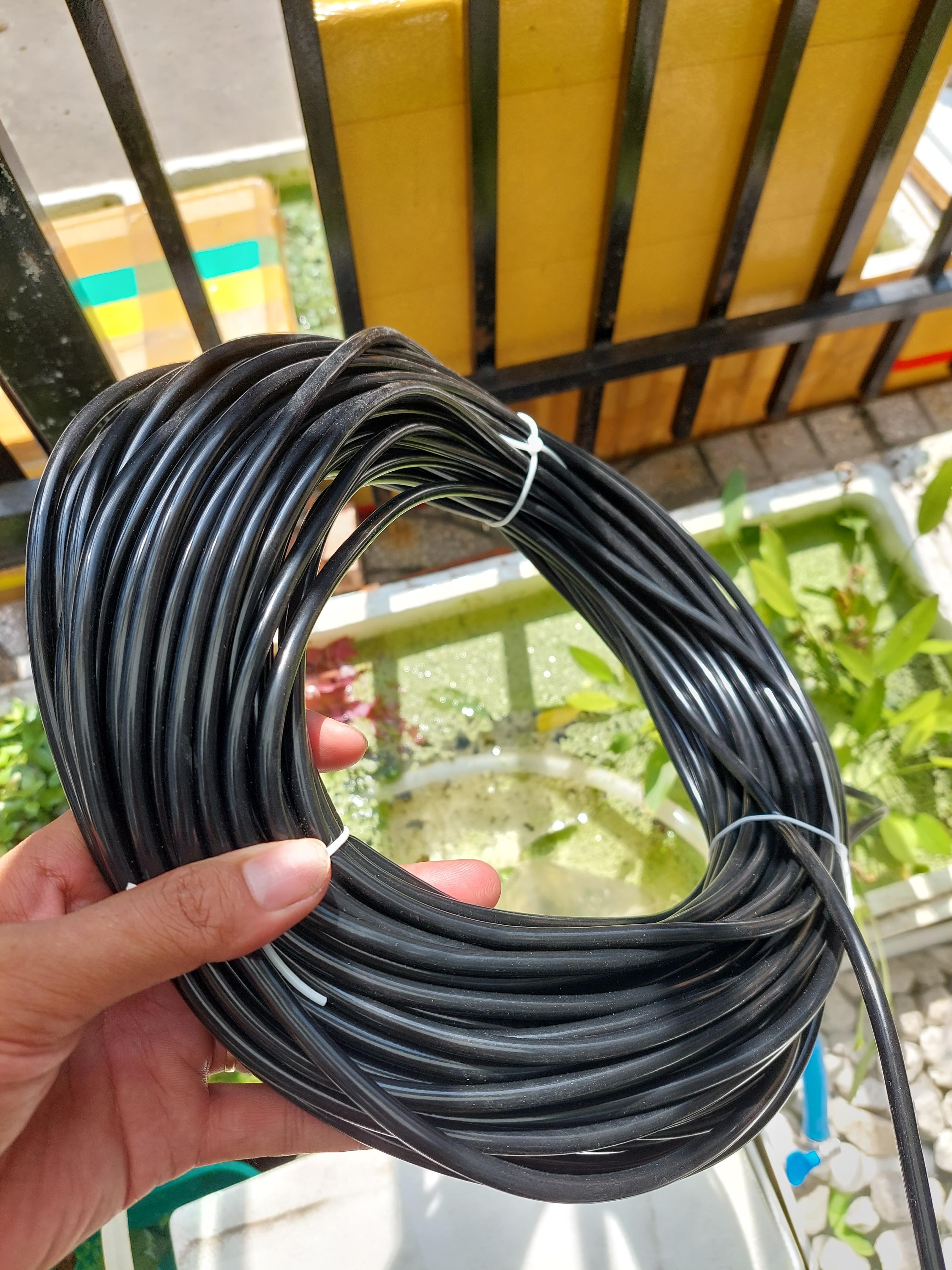 Dây oxi cho hồ cá 4mm màu đen, trắng