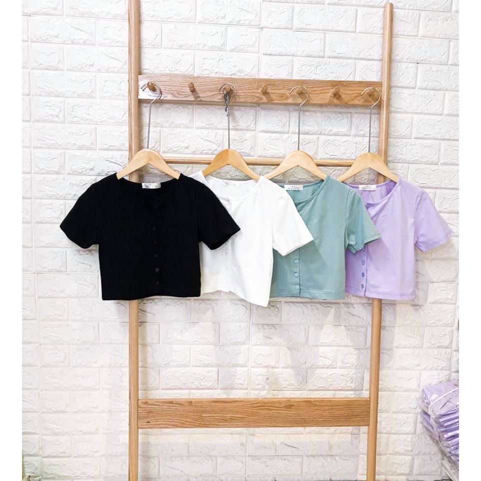 Áo croptop Nút Thật - Cúc Thật