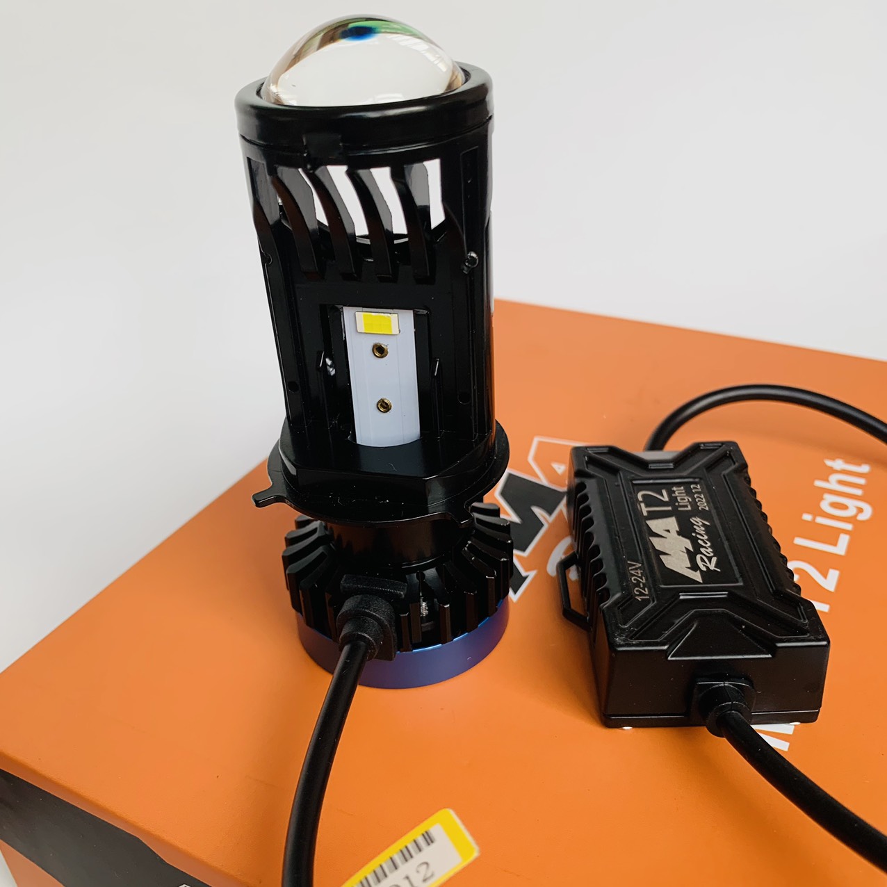 Đèn led bi cầu mini T2 Light chân H4 kính tím