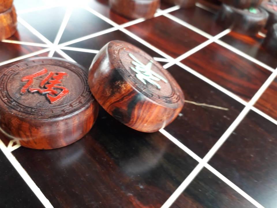 bộ bàn cờ tướng gỗ trắc