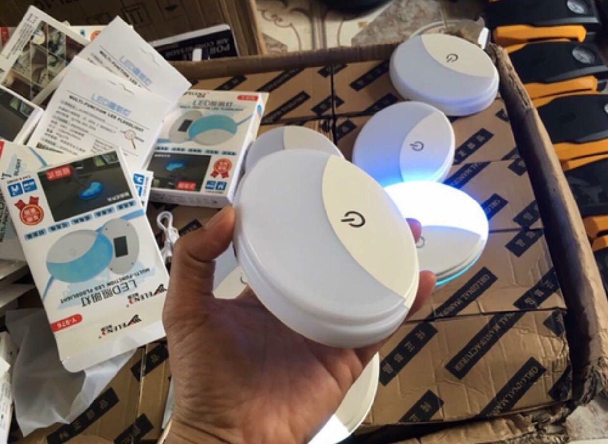 đèn led dán trần. dán cốp ô tô 2 chế độ