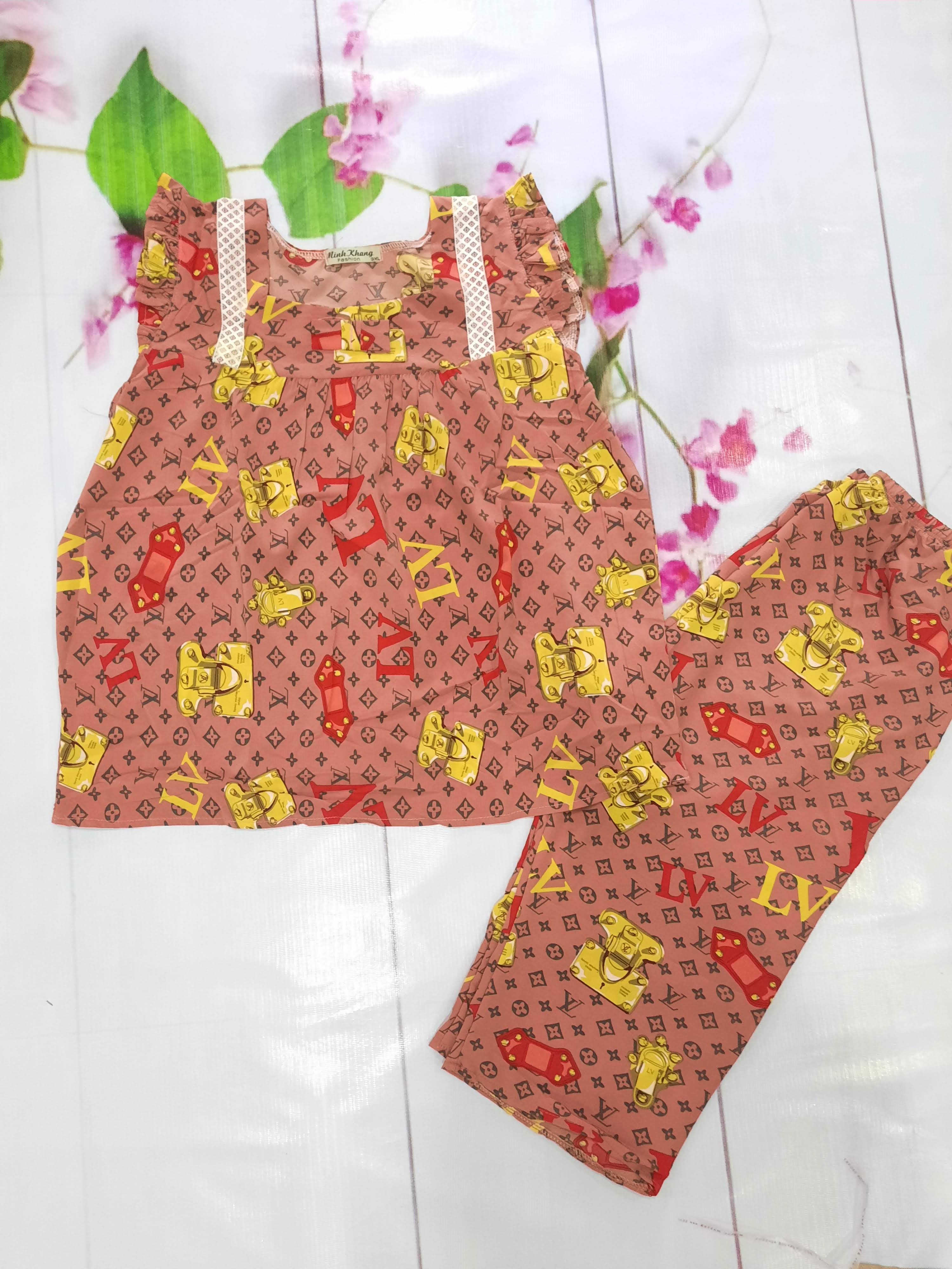 BỘ LỤA LỮNG, BỘ LỤA CÁNH TIÊN