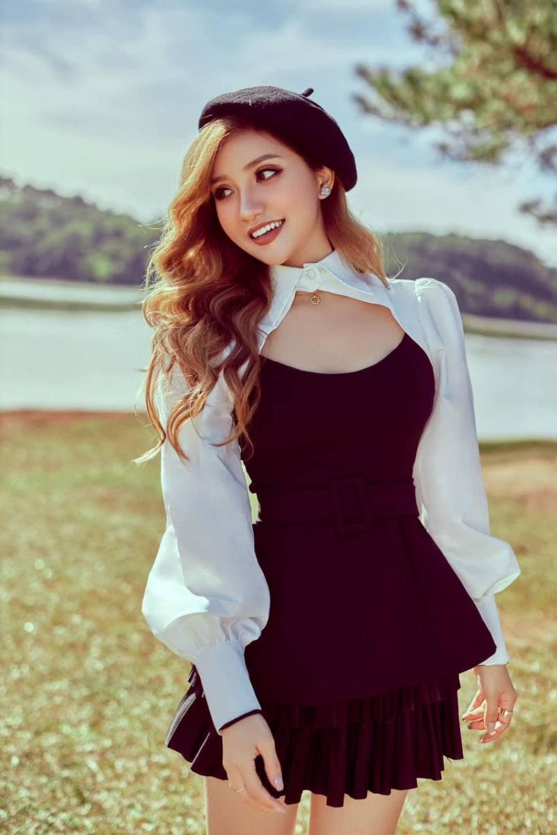 Áo Peplum Cổ Sơ Mi (Đen phối Trắng)