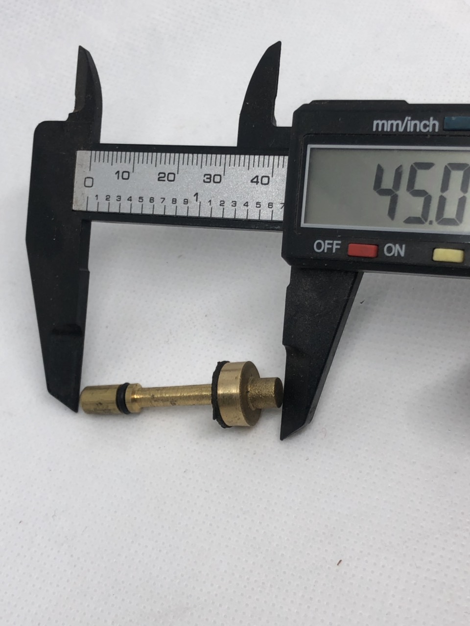 ty van bình chữa cháy Co2