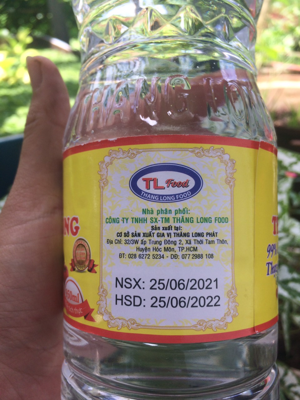 Giấm ăn Thăng Long chai 950ml. Date 06.2022
