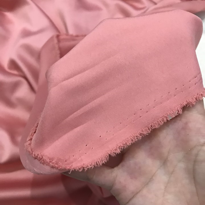 Vải Lụa RuBy Màu Hồng Khổ 1m7 - Chất Mềm Rũ, Mặt Vải Láng, Giãn Nhẹ, Độ Mỏng Vừa - May Đồ Bộ, Đầm Lụa