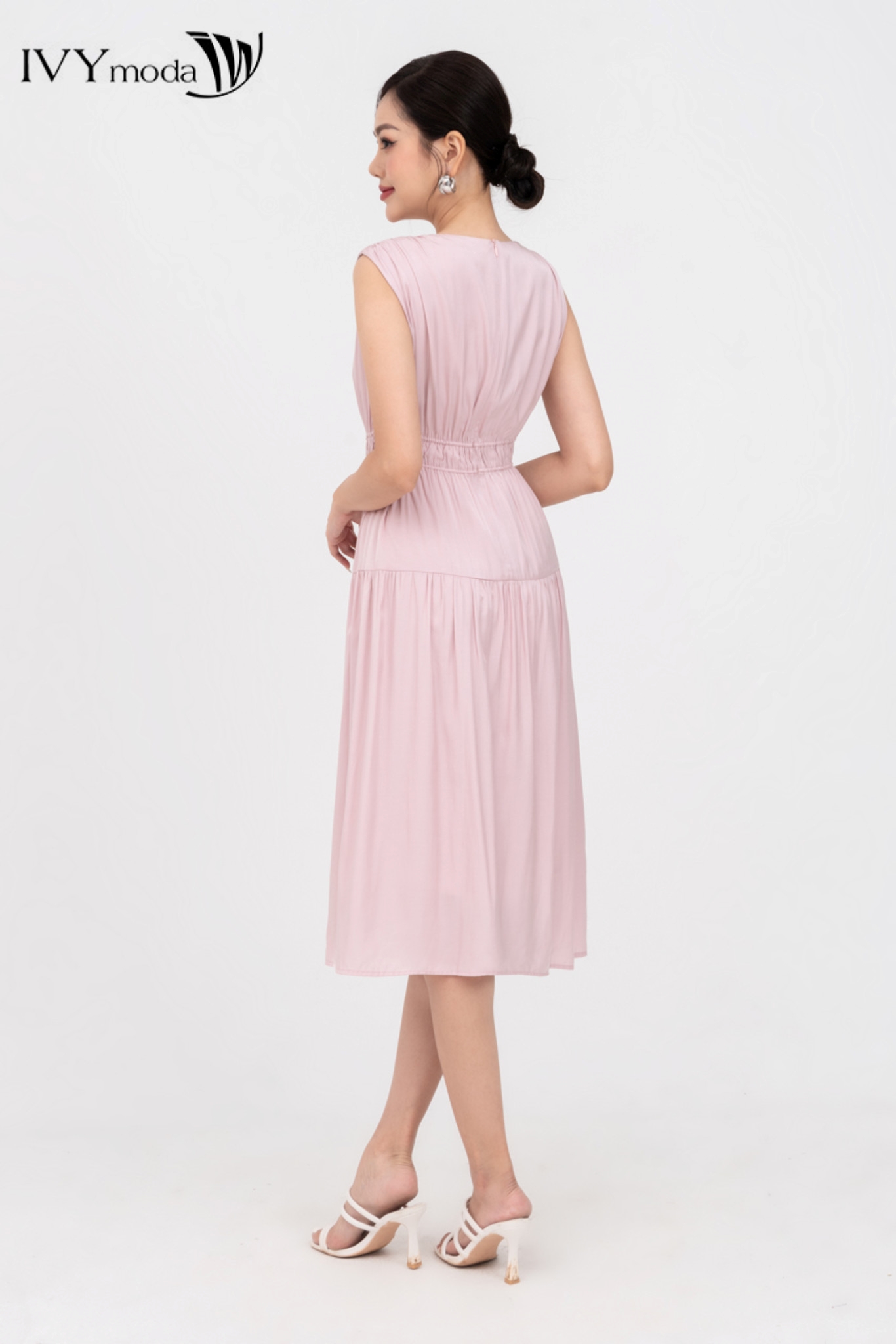 Đầm lụa xòe dạo phố IVY moda MS 41M8394