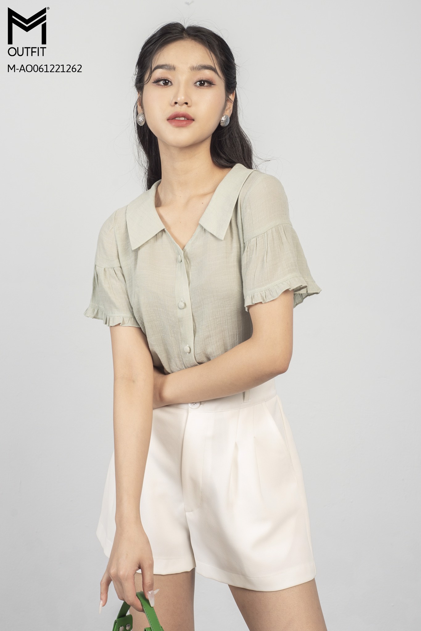 Áo sơ mi cộc tay bèo, cổ đức thời trang MMoutfit