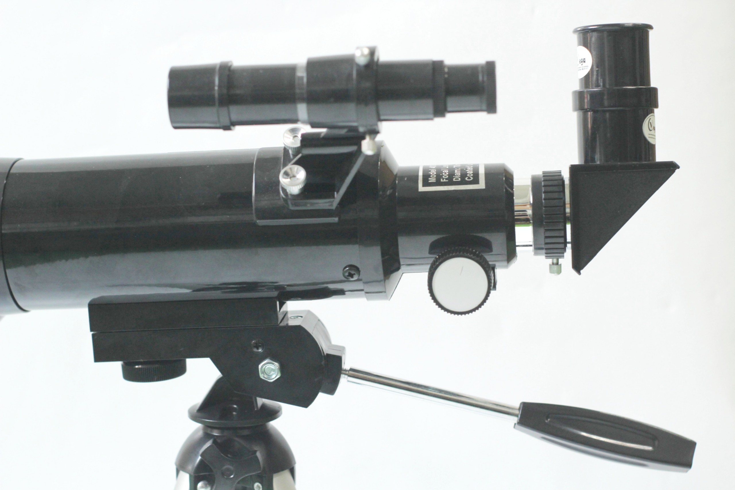 kính thiên văn khúc xạ APOLLO D70F400
