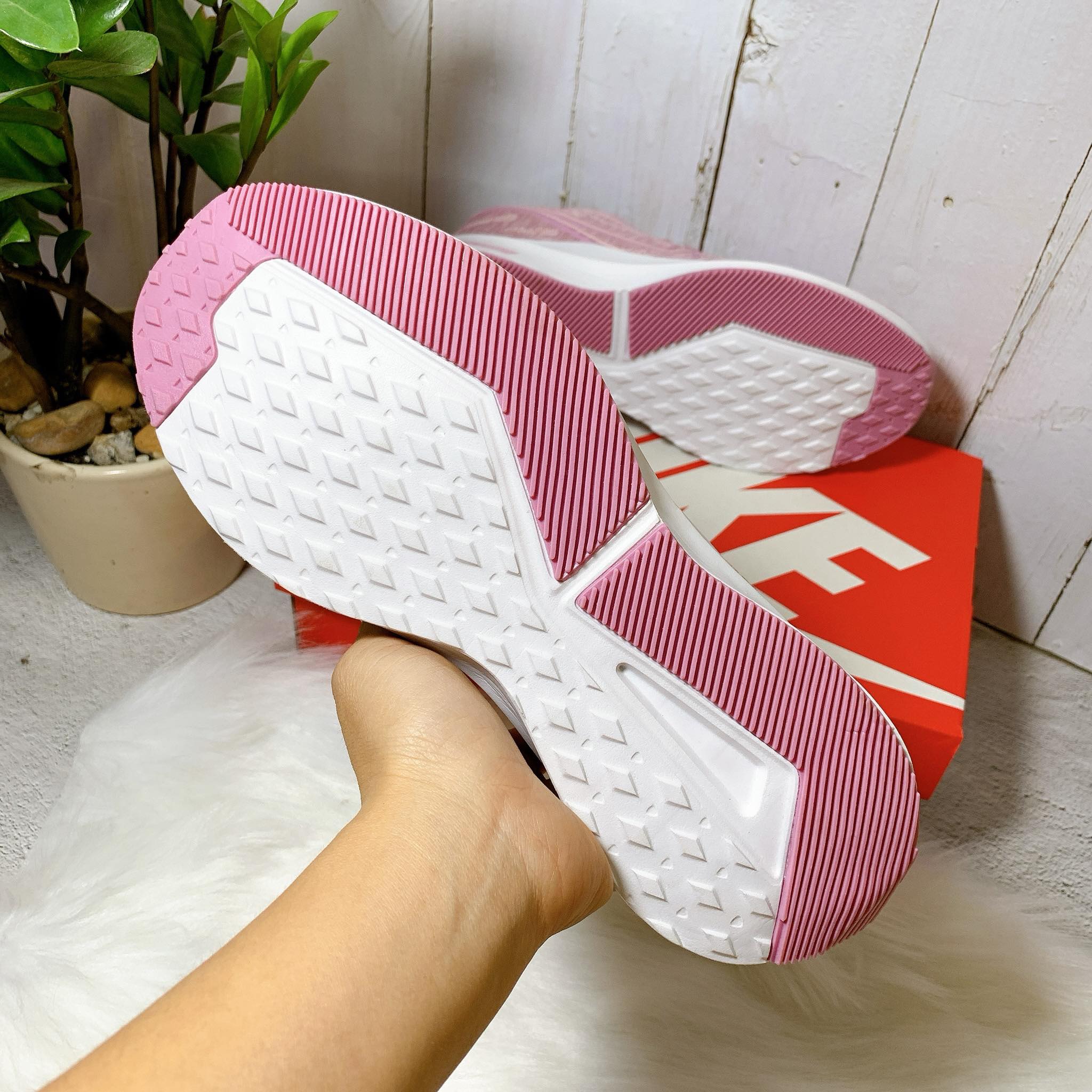 [HCM]Giày sneaker đế cao nữ hồng full - kèm hộp