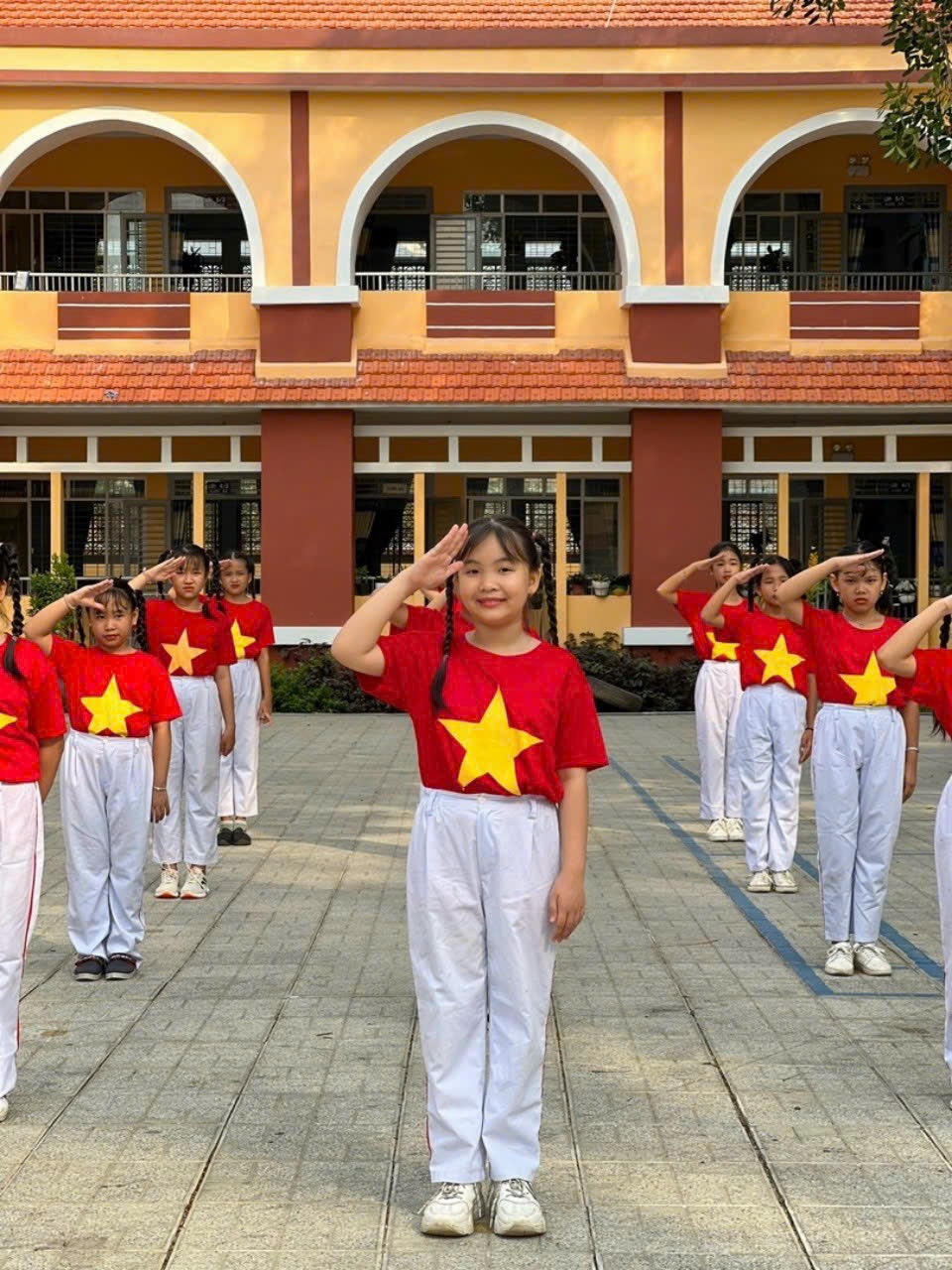 Áo Thun Cờ Đỏ Sao Vàng - Co Dãn 4 Chiều - Đủ Kích Cở
