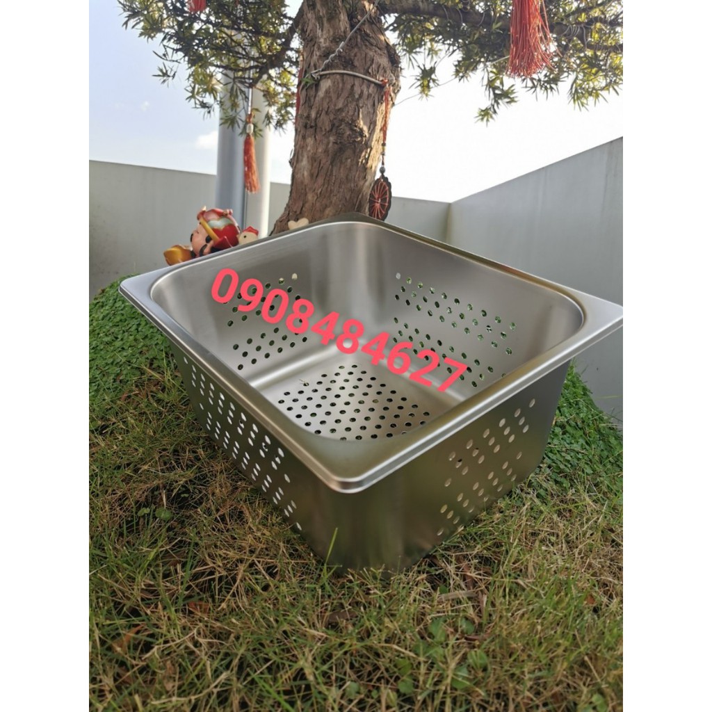 Khay GN 1/2 Dạng Lổ Hiệu EAST