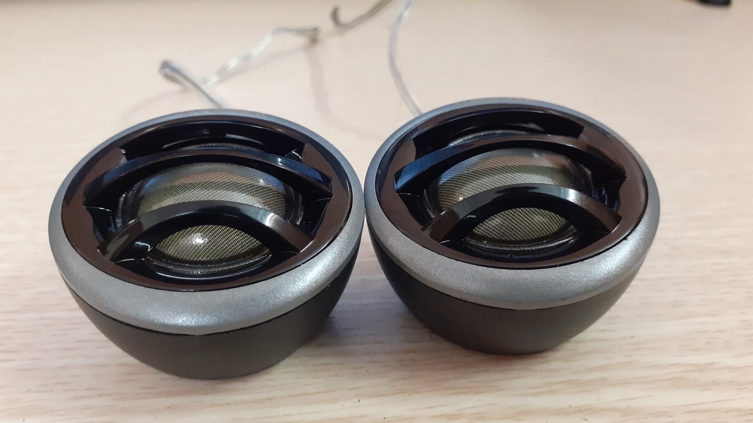 [HCM]LOA TRÉP PIONEER CHO XE HƠI