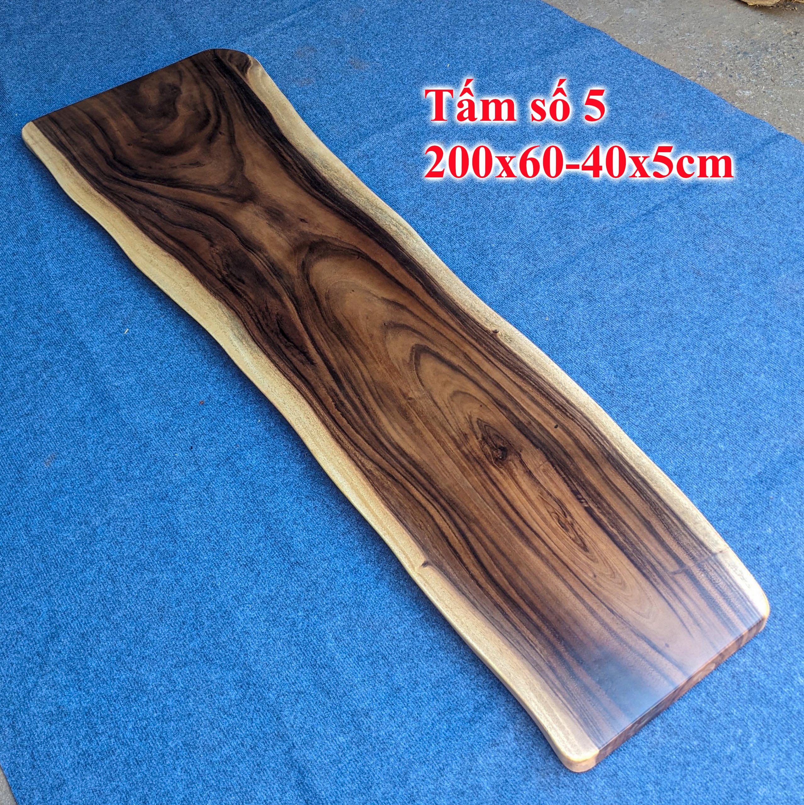 Mặt bàn me tây dáng tự nhiên dài 1m9 rộng 50cm dày 5cm