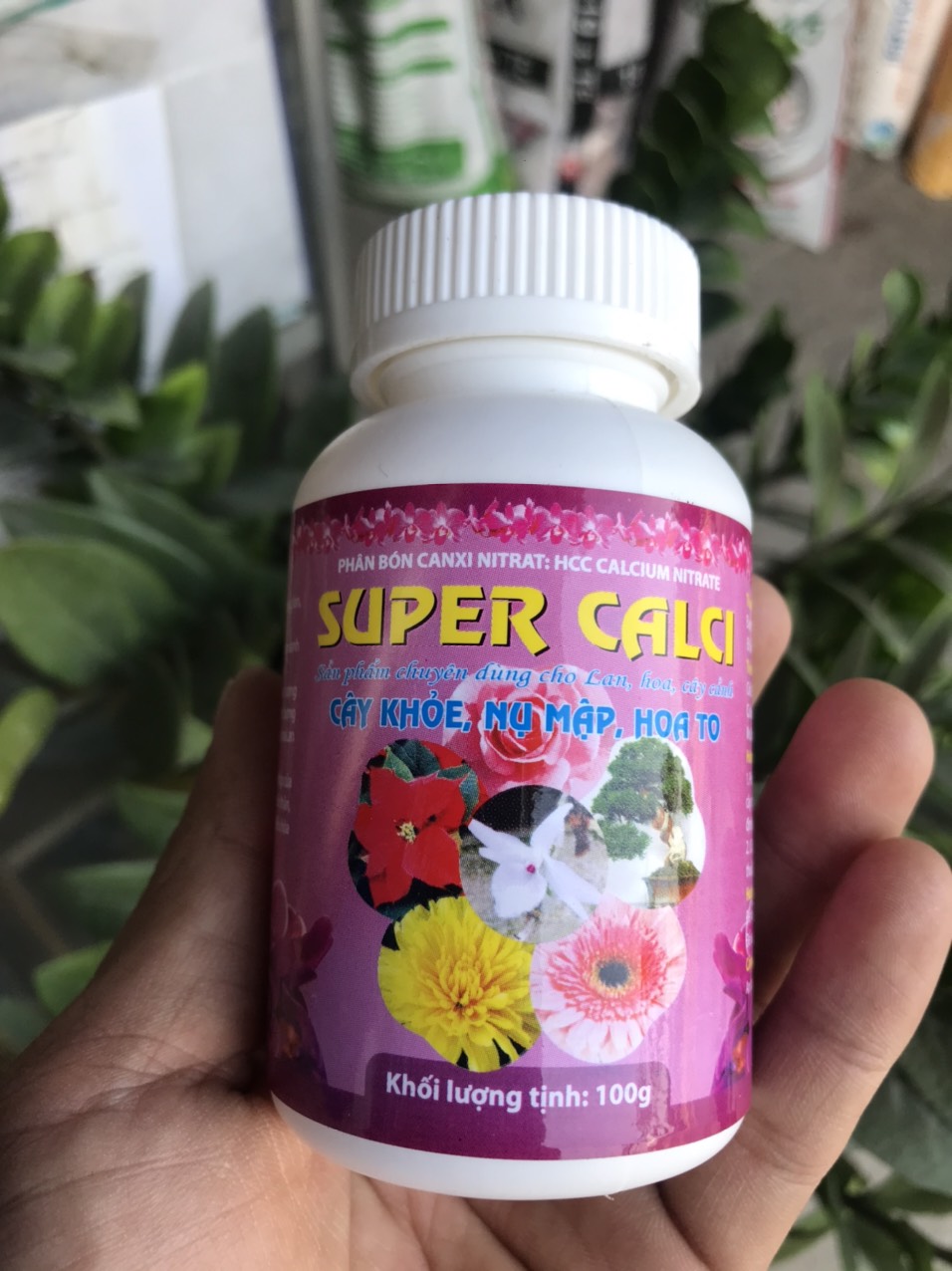 Phân bón Canxi Nitrat SUPER CALCI chuyên dùng hoa Hồng hoa Lan (lọ100gr)