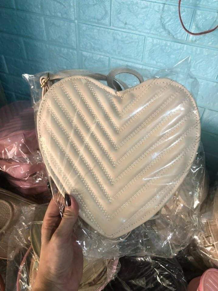 BALO TRÁI TIM THỦY TIÊN