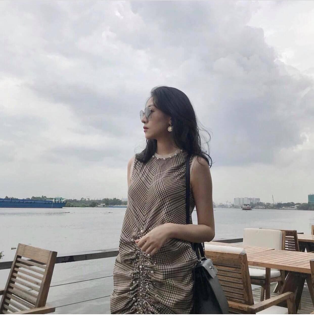 Đầm kẻ sọc kết ngọc - D268