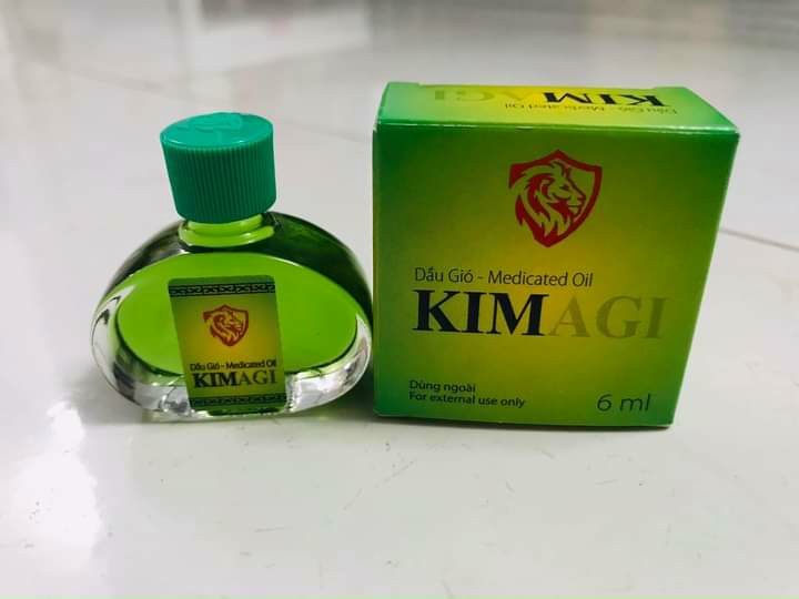 Dầu gió KIMAGI-Combo 2 chai 2 loại (Kimagi trắng và Kimagi xanh)
