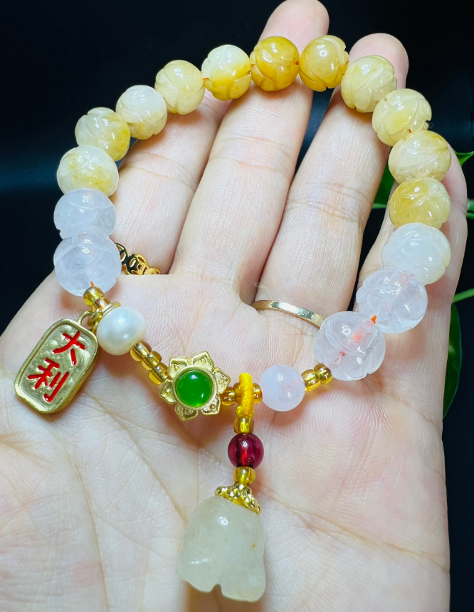 Chuỗi thạch anh hoa sen 10ly phối màu vàng -trắng mặt siêu đẹp,hình thật 100% có tư vấn.