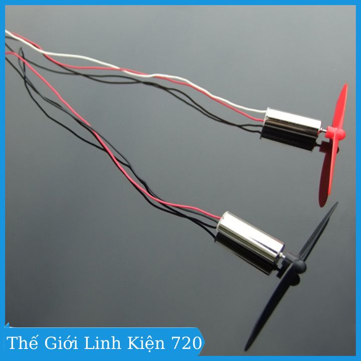 01 ĐỘNG CƠ MÁY BAY 720 ( không bao gồm bánh răng)