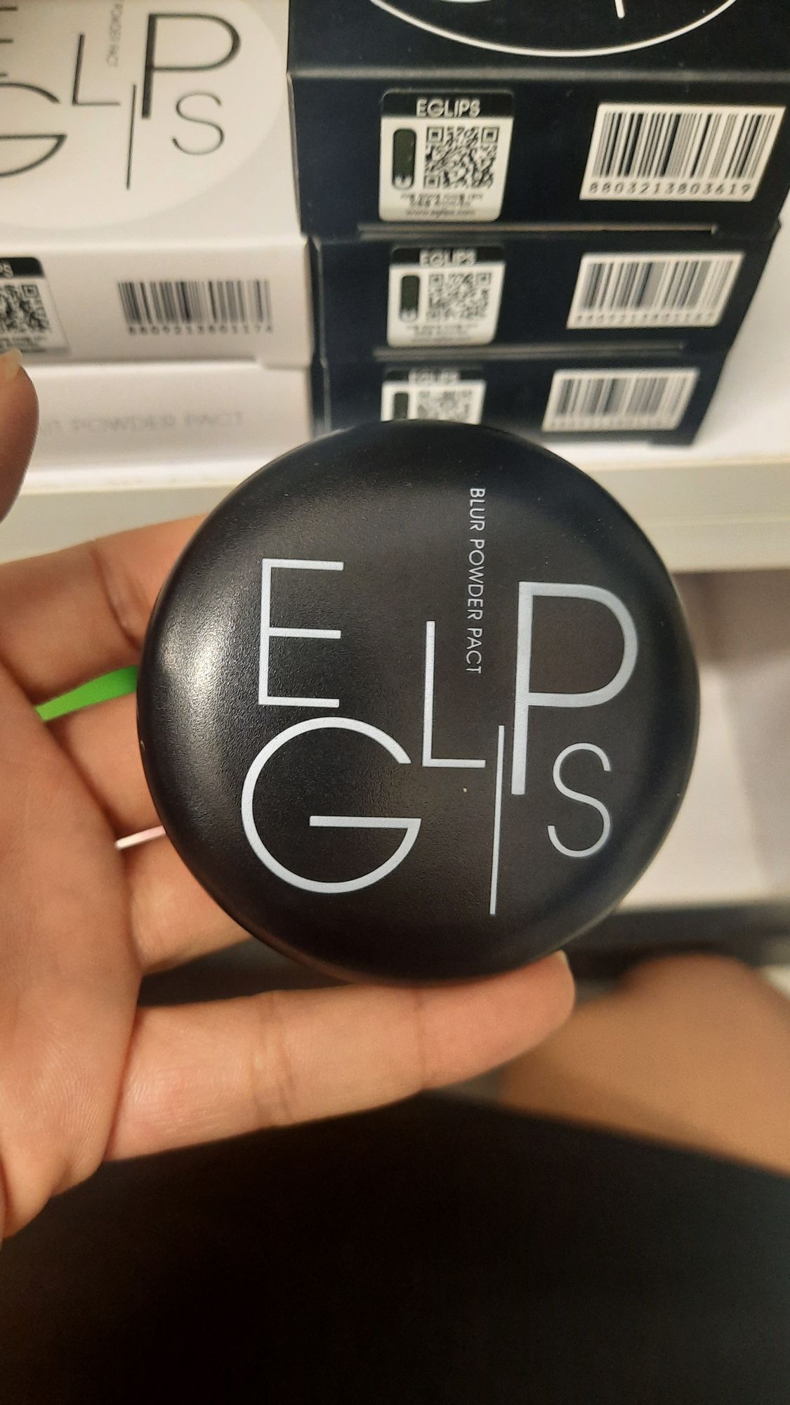 Phấn phủ Eglips - phấn phủ kiềm dầu Eglips hồng, trắng, đen