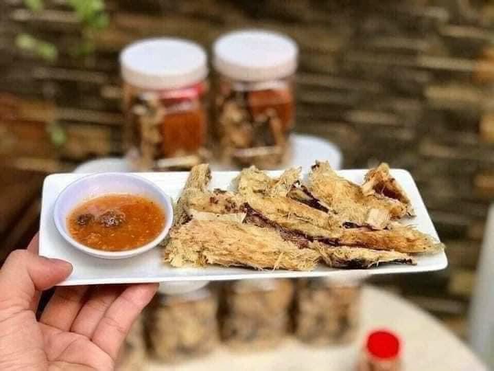 Khô Cá Đuối Mắm Me Thơm Ngon