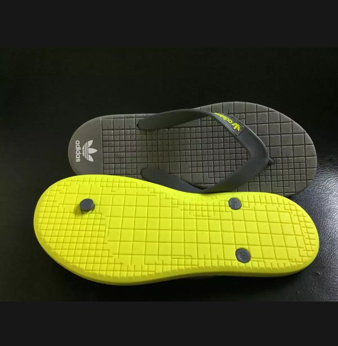 Dép kẹp Adidas đế đúc