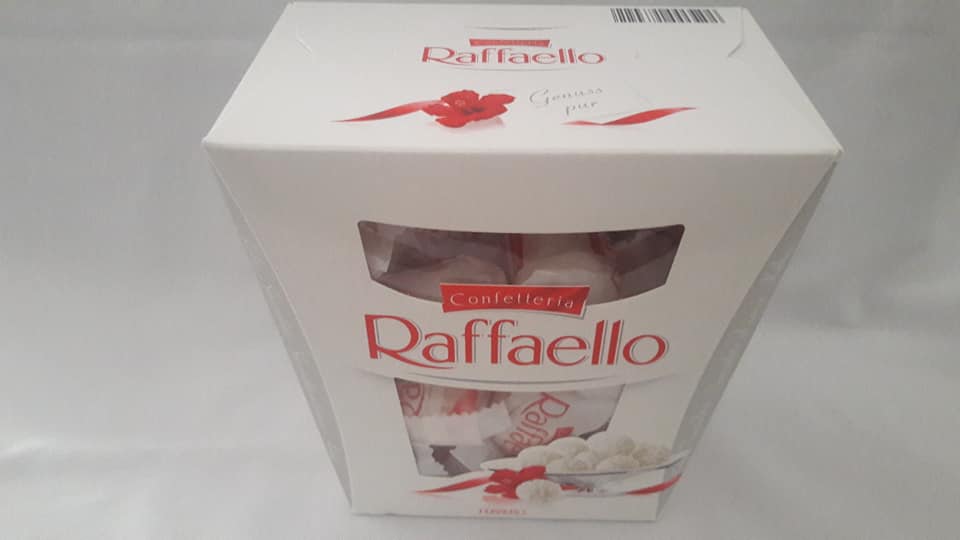 HCMSocola dừa hạnh nhân - Raffaello - Mỹ 150g