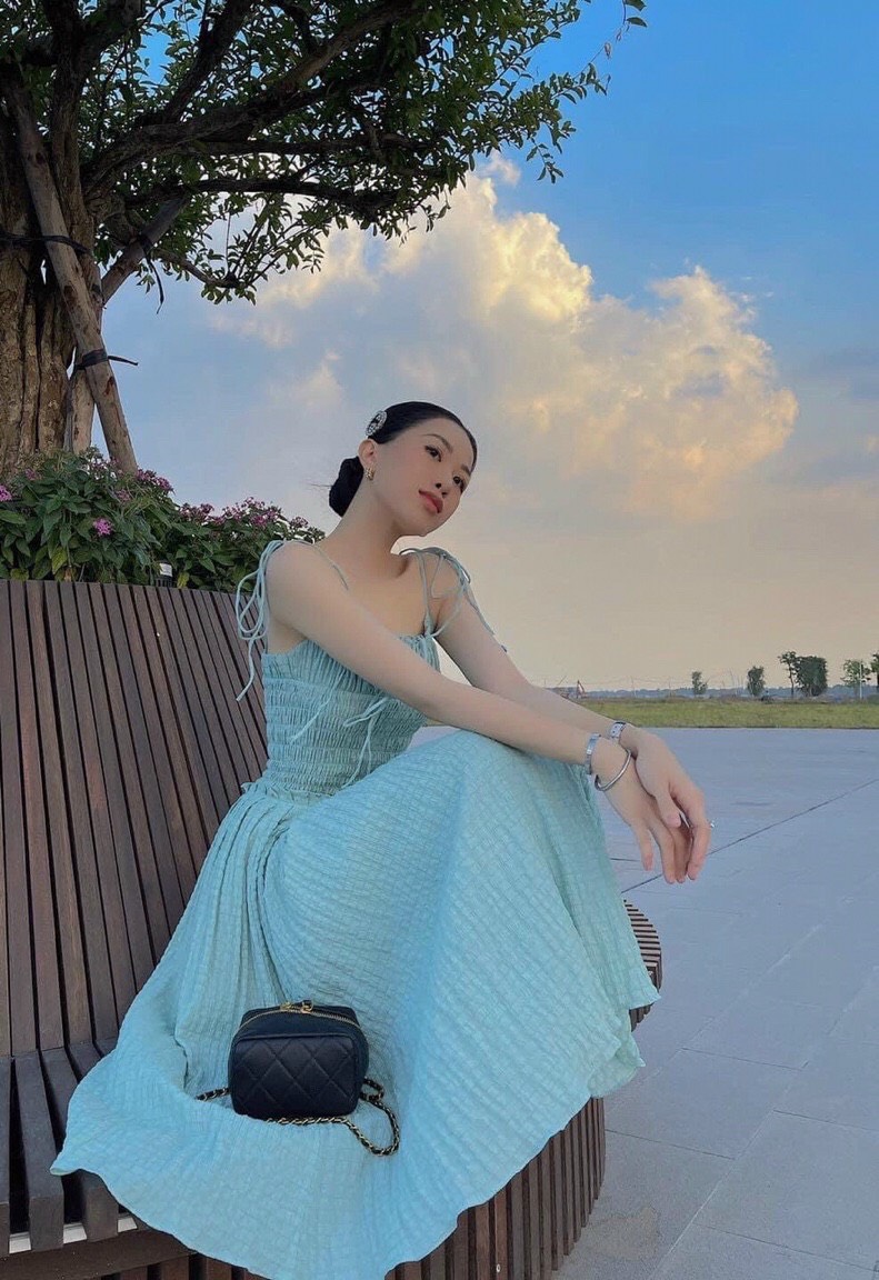 (free ship) Đầm maxi đũi cột dây vai siêu sang chảnh.