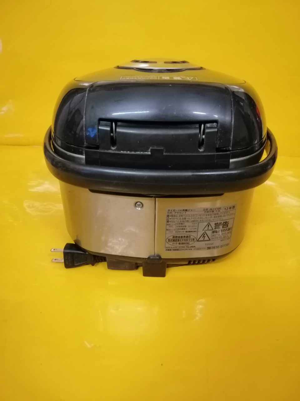 Nồi cơm nội địa Nhật Tiger JKJ-V (1.0L)