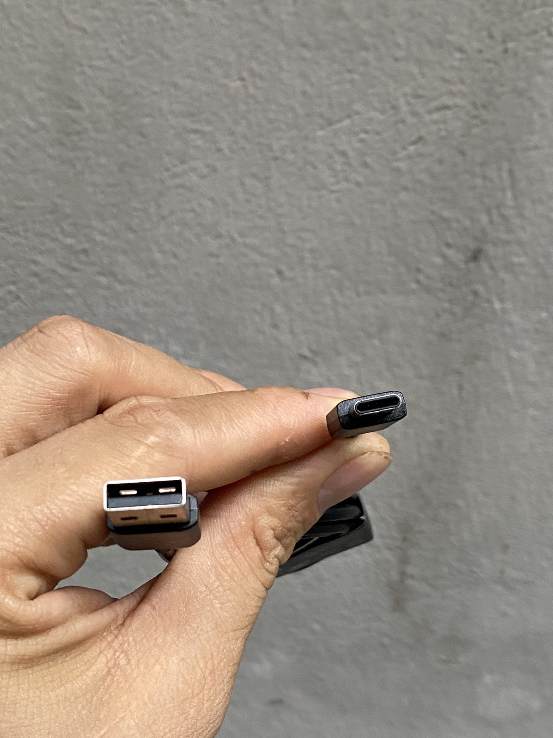 Cáp sạc USB Type-c cho loa Marshall Emberton