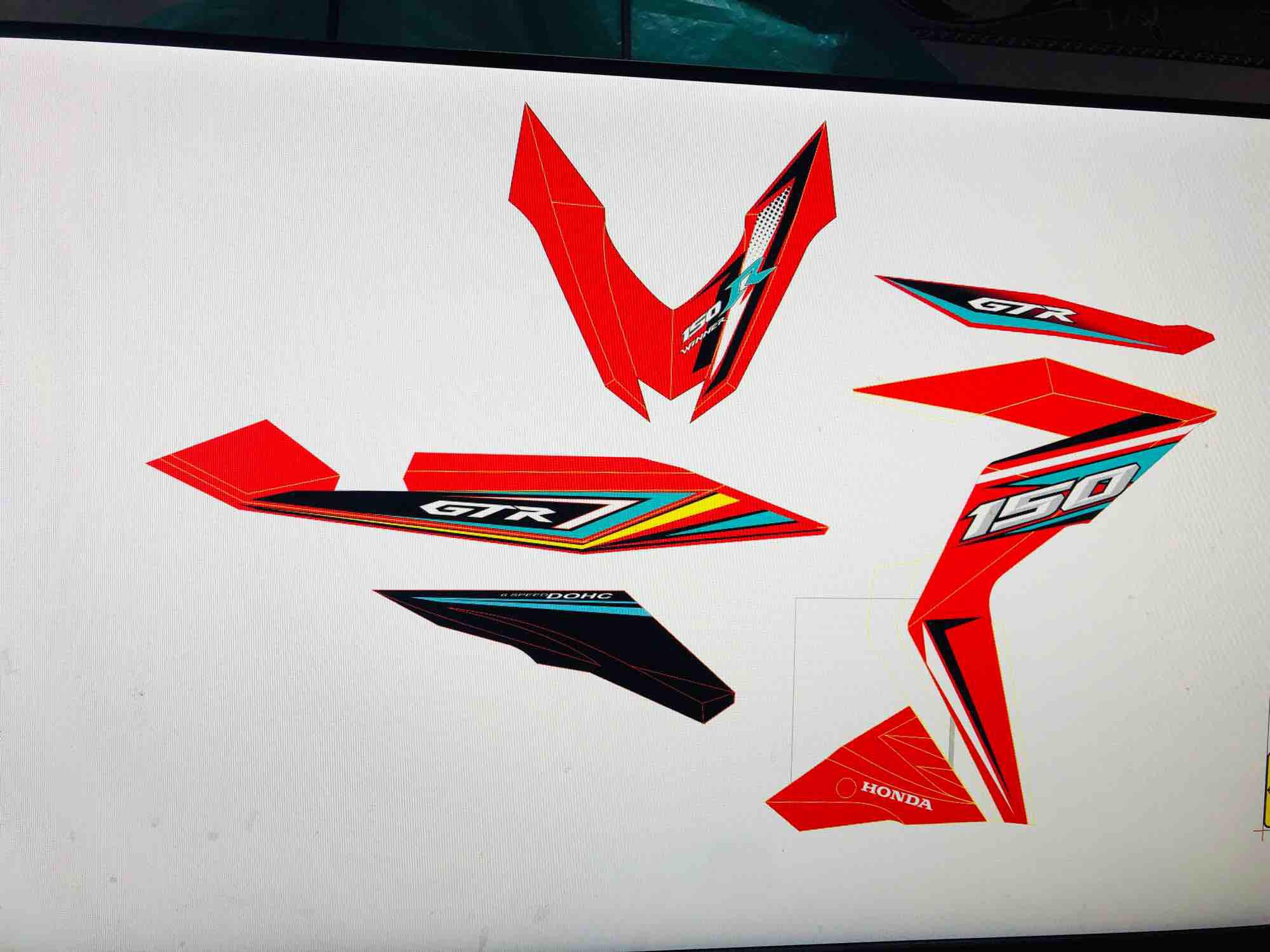 Tem rời winner GTR dán xe đỏ