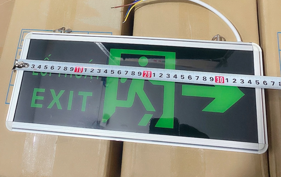 Đèn exit thoát hiểm 2 mặt sáng khẩn cấp khi có sự cố mất điện đột ngột (nhiều mẫu)