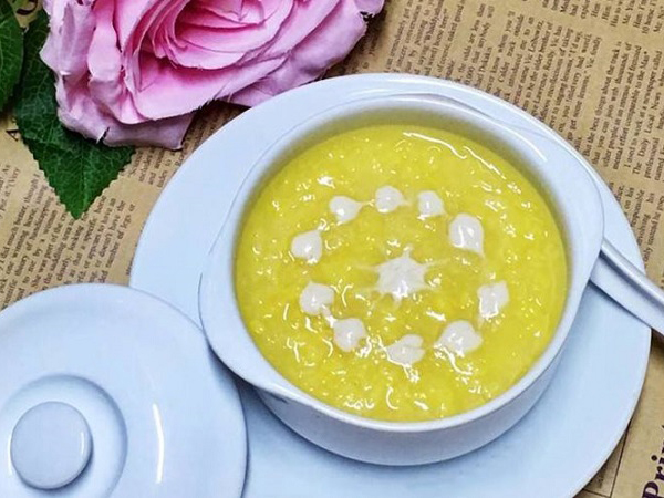 1kg Đậu Xanh Đã Tách Vỏ Bò Đội Nón