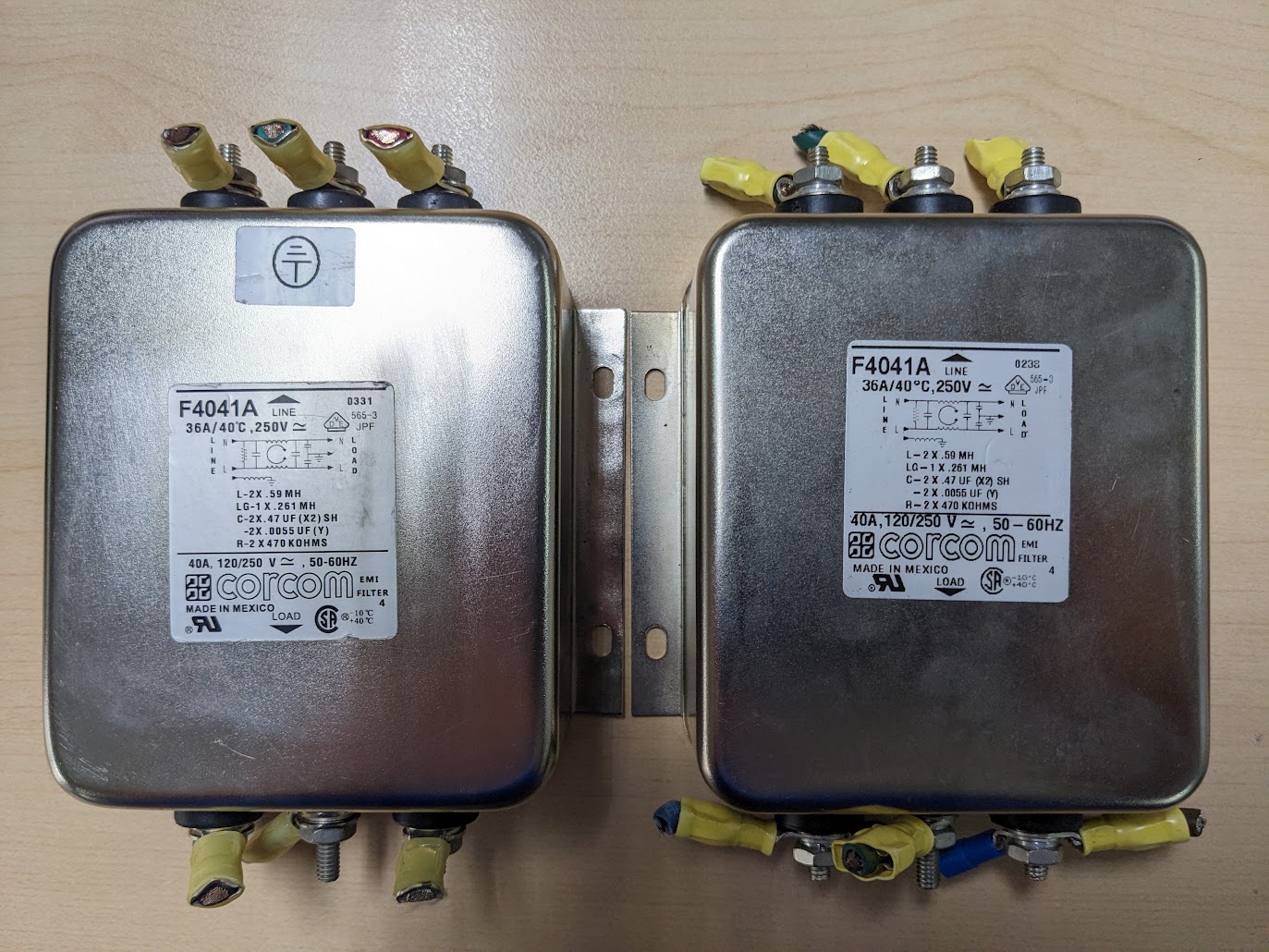 Lọc nguồn điện, lọc nguồn Audio Corcom - Mexico 1 phase 40A đúc đặc chuyên dụng cho quản lý nguồn