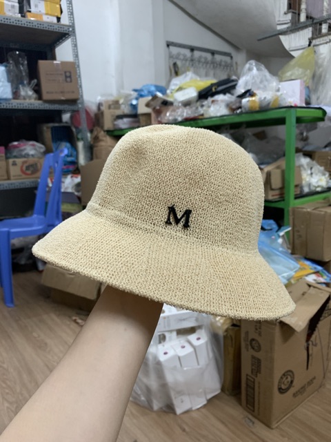 Mũ Cói Buket chữ M Siêu Xinh